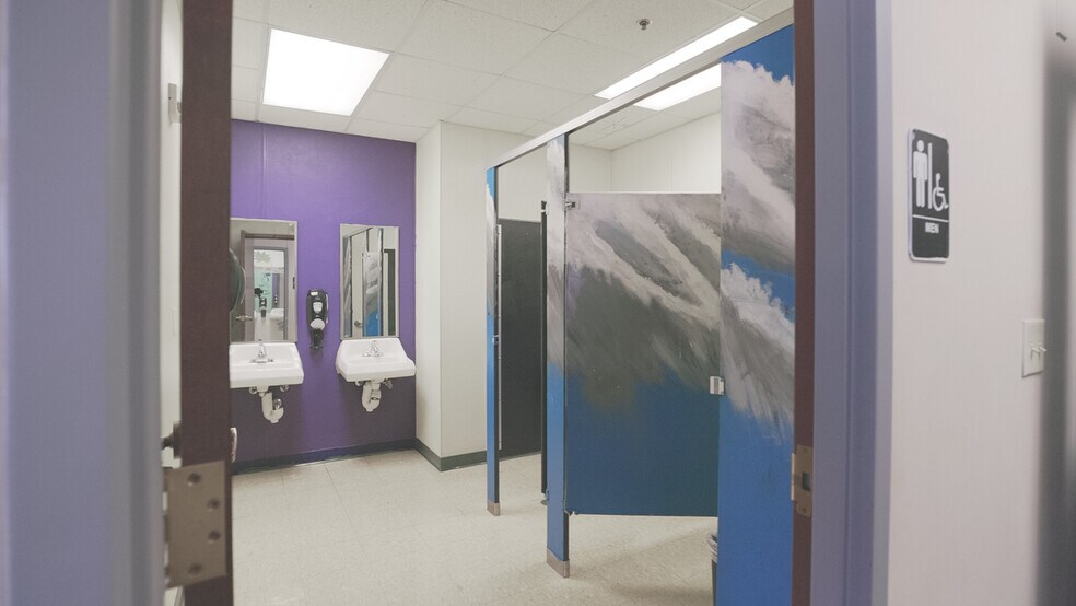 More Photos Of 525 E Costilla St, Colorado Springs Specialty For Sale