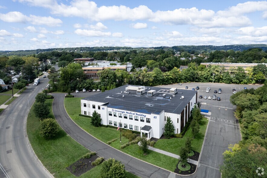 Primary Photo Of 85 Harristown Rd, Glen Rock Medical For Sale