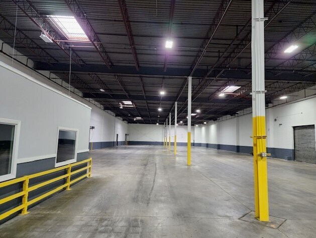 More Photos Of 7001 Anpesil Dr, North Bergen Warehouse For Lease