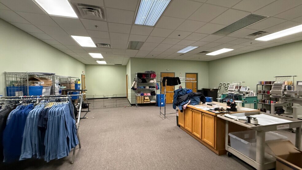 More Photos Of 125-155 Howard St, Phillipsburg Unknown For Lease