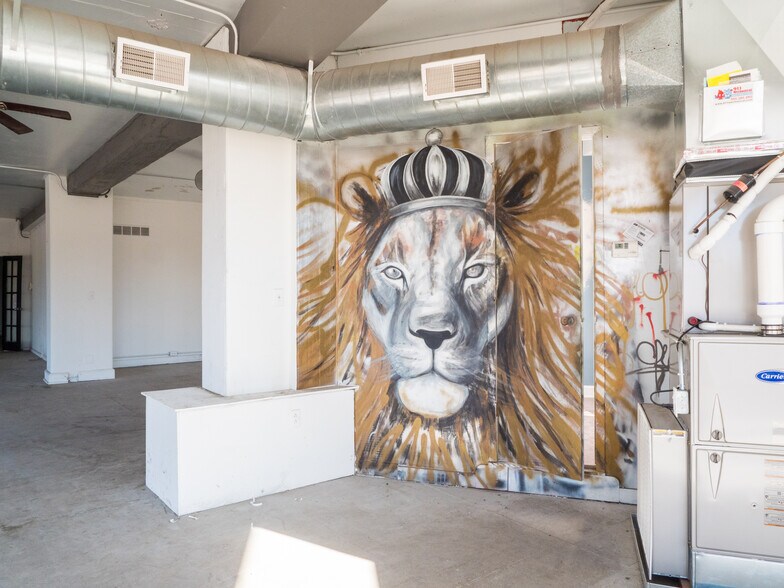 More Photos Of 1400-1404 Gratiot Ave, Detroit Office For Lease