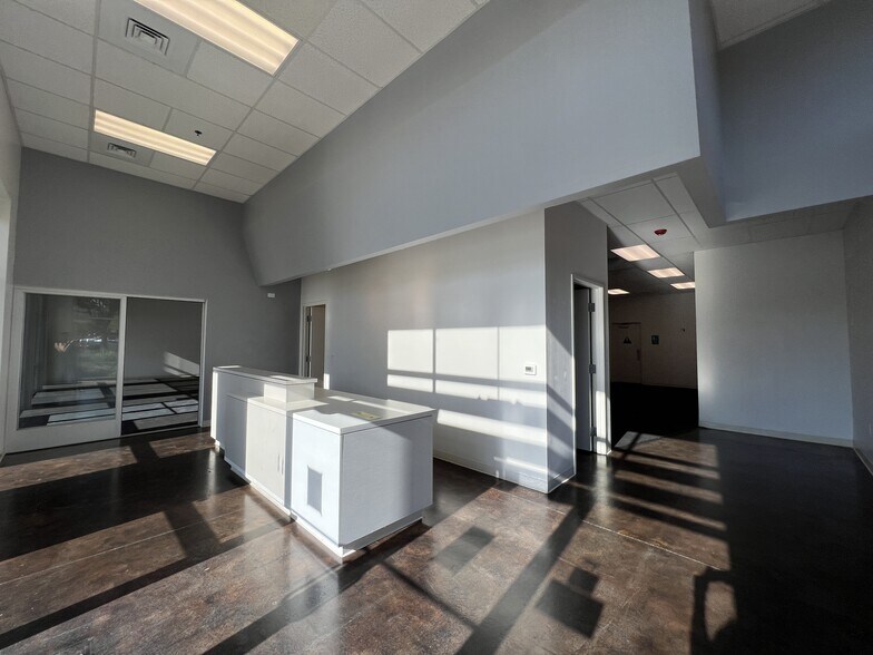 More Photos Of 1230-1240 Churn Creek Rd, Redding Unknown For Lease