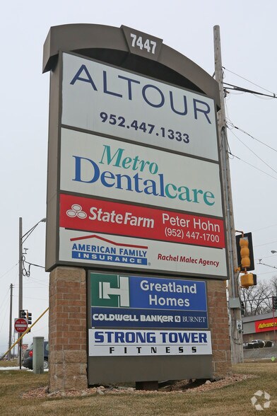 More Photos Of 7447 Egan Dr, Savage Office For Lease