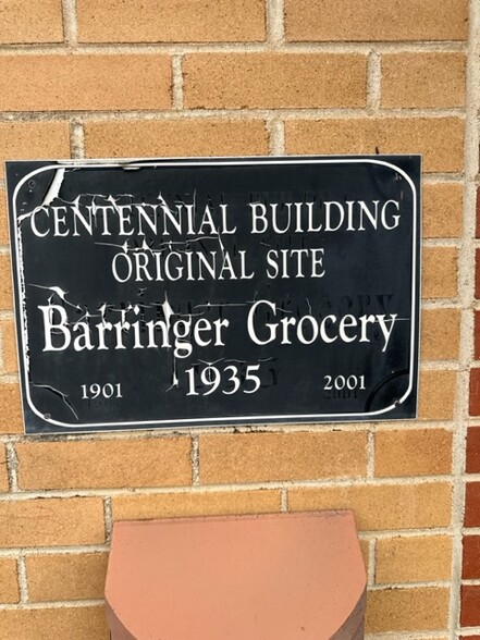 More Photos Of 200 E 14th St, Ada Loft Creative Space For Lease