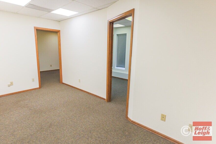 More Photos Of 6015 Lehman Dr, Colorado Springs Office For Sale