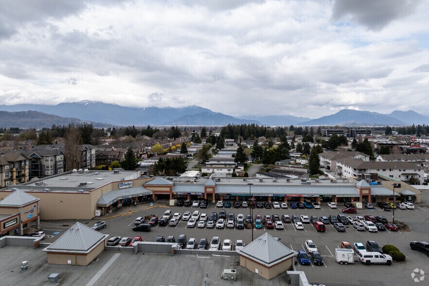 More Photos Of 5725 Vedder Rd, Chilliwack Freestanding For Sale