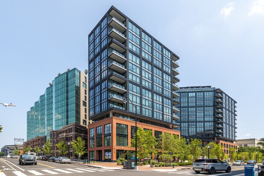 More Photos Of 2000 2nd St SW, Washington Apartments For Lease