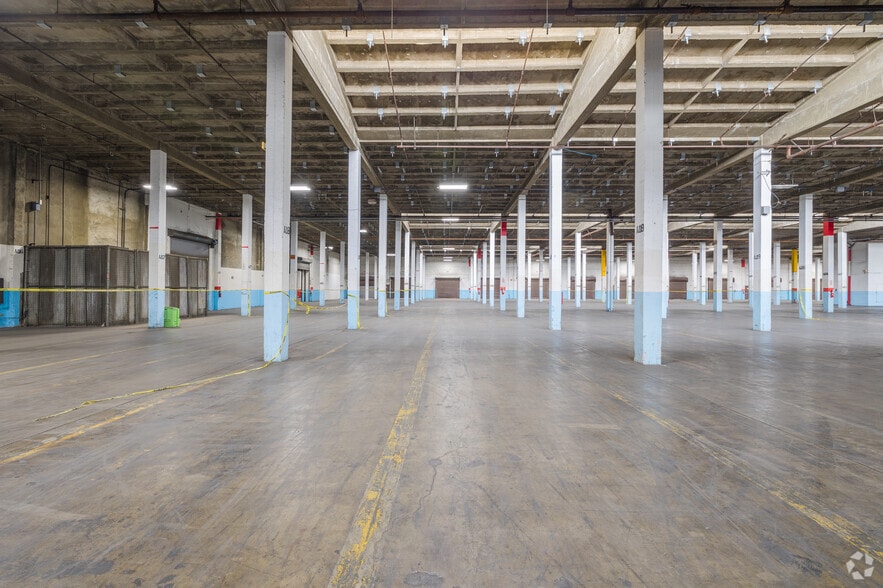 More Photos Of 5525 S Soto St, Vernon Warehouse For Lease