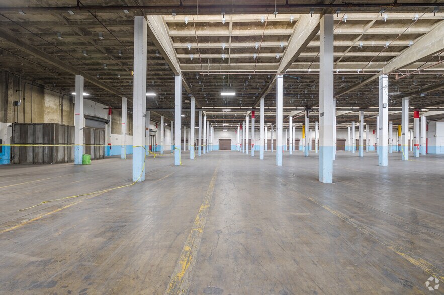 More Photos Of 5525 S Soto St, Vernon Warehouse For Lease