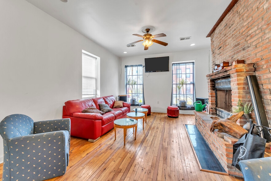 More Photos Of 1500 W Baltimore St, Baltimore Storefront Retail Residential For Sale