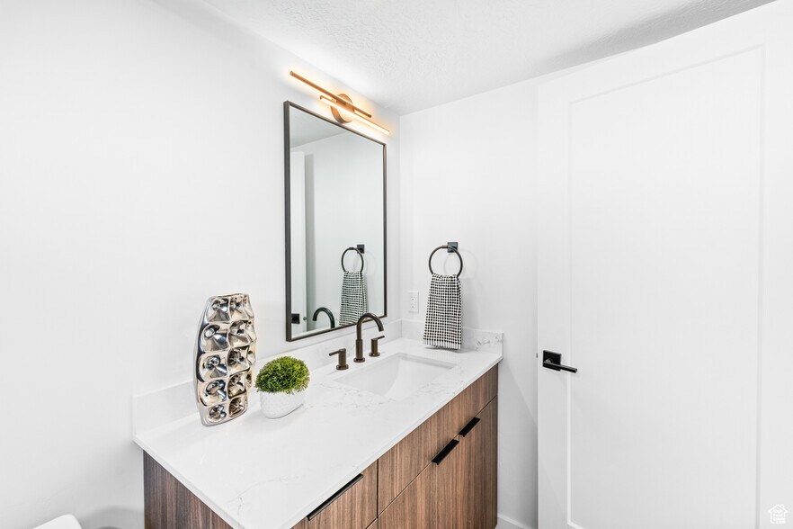 More Photos Of 4350 S 900 E, Millcreek Apartments For Sale