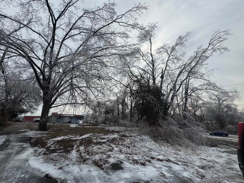 More Photos Of , Old Hickory General Retail For Sale