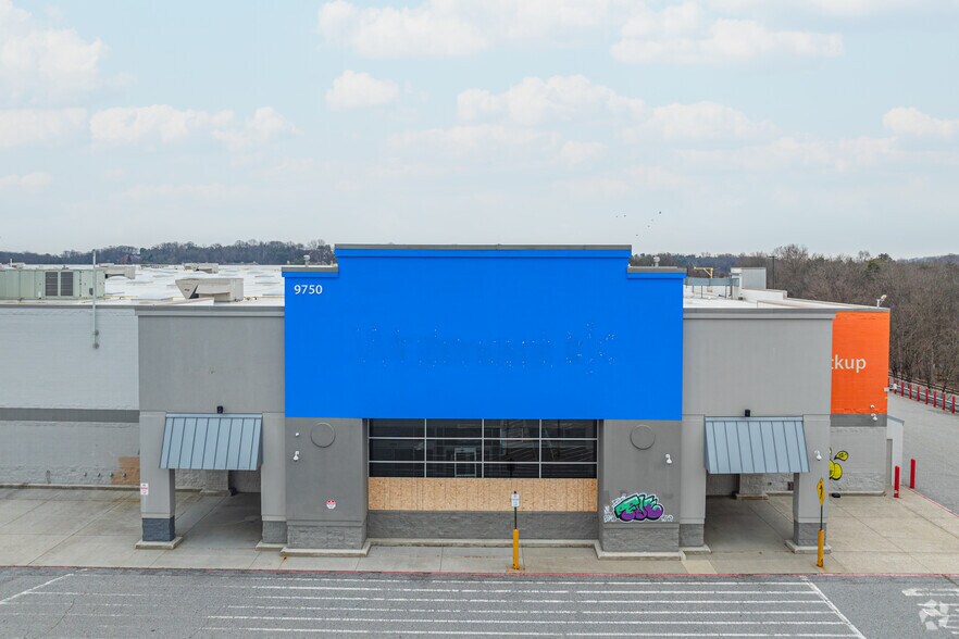 More Photos Of 9750 Reisterstown Rd, Owings Mills Freestanding For Lease