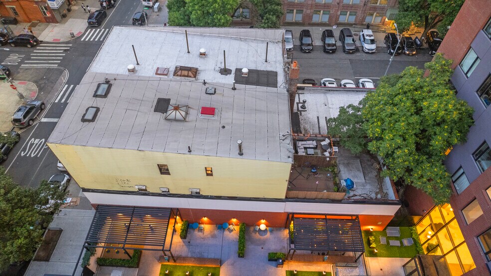 More Photos Of 886 Franklin Ave, Brooklyn Multifamily For Sale