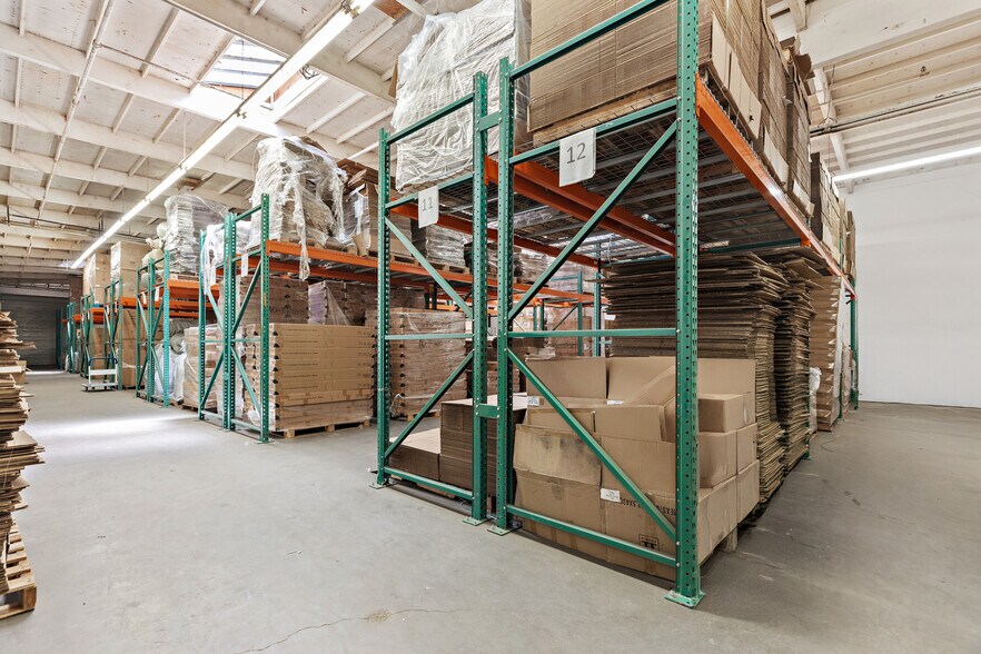 More Photos Of 7200-7240 Adams St & Texaco Ave, Paramount Warehouse For Sale