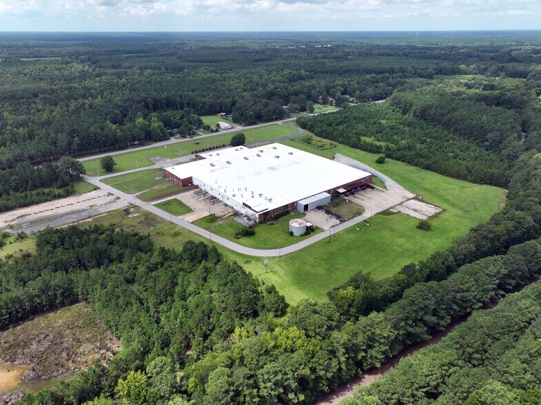More Photos Of 1000 Bicycle Way, Manning Distribution For Sale
