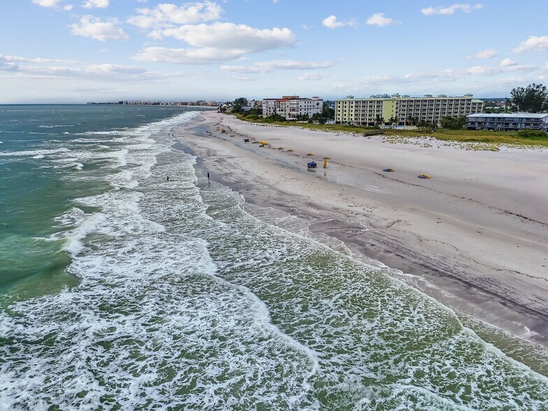 More Photos Of 11730 Gulf Blvd, Treasure Island Apartments For Sale