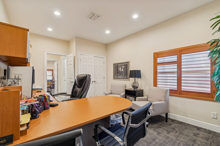 More Photos Of 5308 Central Ave, Saint Petersburg Office Residential For Sale