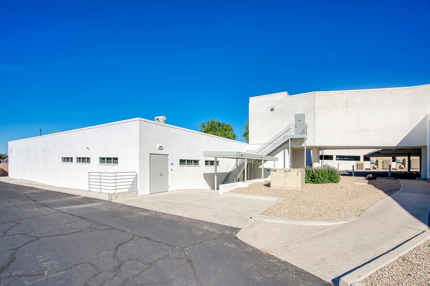 More Photos Of 10415 W Thunderbird Blvd, Sun City Medical For Lease
