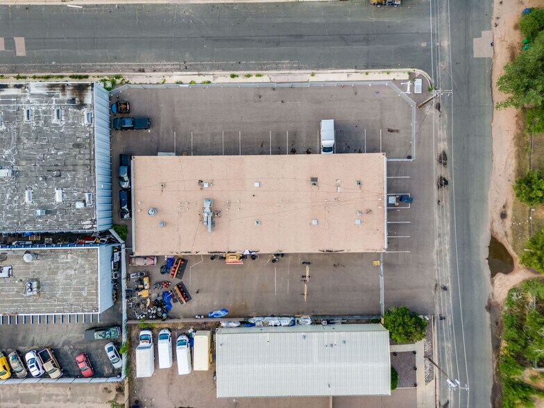 More Photos Of 3120 Beacon St, Colorado Springs Warehouse For Lease