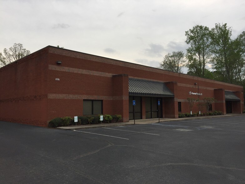 More Photos Of 2170 Brandon Trl, Alpharetta Distribution For Lease