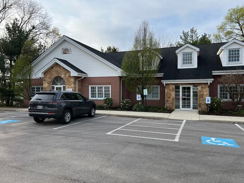 More Photos Of 210 W Portage Trail Ext, Cuyahoga Falls Medical For Lease
