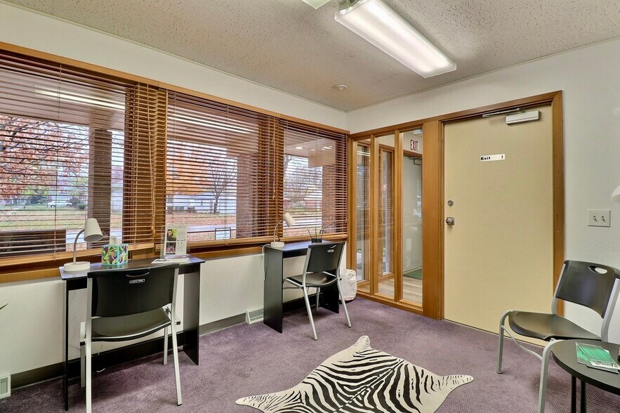 More Photos Of 230 E 22nd St, Fremont Medical For Sale