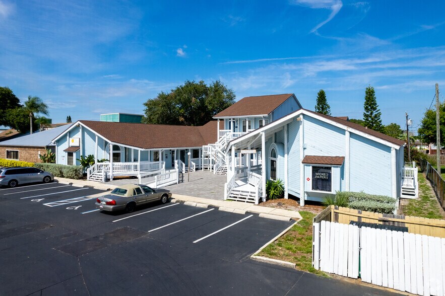 More Photos Of 1365 N Courtenay Pky, Merritt Island Office Residential For Lease