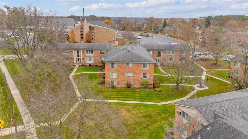 More Photos Of 500 Romeo Rd, Rochester Apartments For Sale