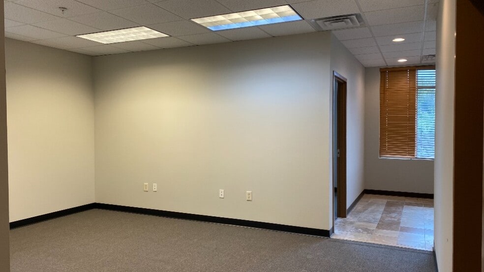 More Photos Of 3331 N Berkeley Lake Rd NW, Berkeley Lake Medical For Lease