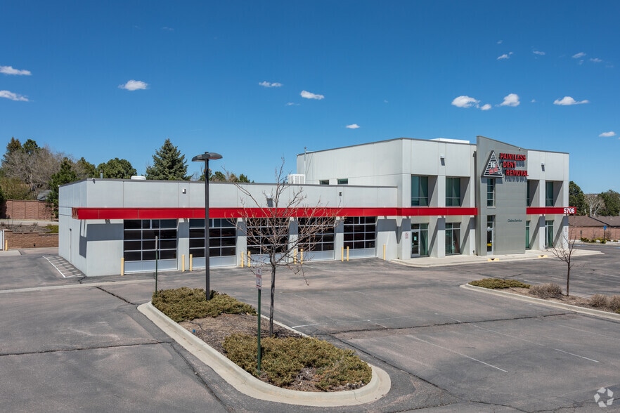 More Photos Of 5706 S Carefree Cir, Colorado Springs Auto Repair For Lease