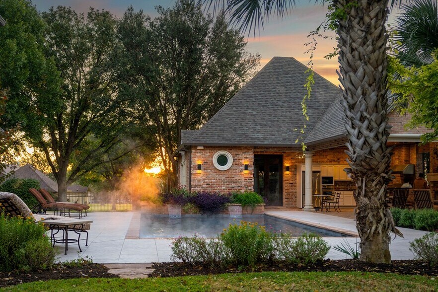 More Photos Of 2409 Commerce st, San Saba Land For Sale