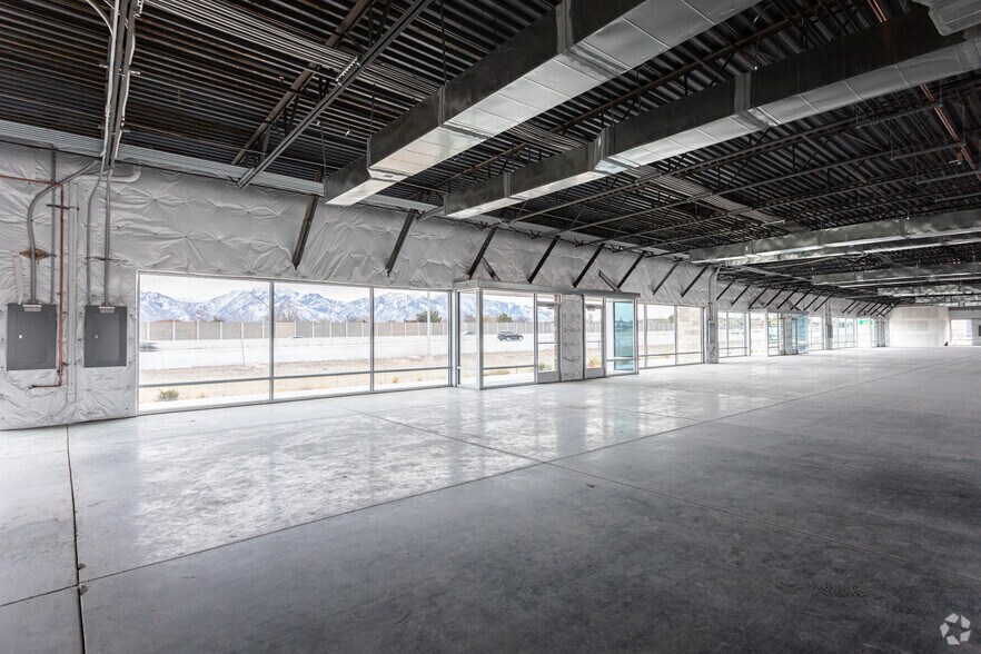 More Photos Of Interstate 215 at 2700 West, Salt Lake City Unknown For Lease