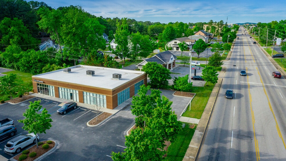 Primary Photo Of 1525 Gunbarrel, Chattanooga Medical For Lease