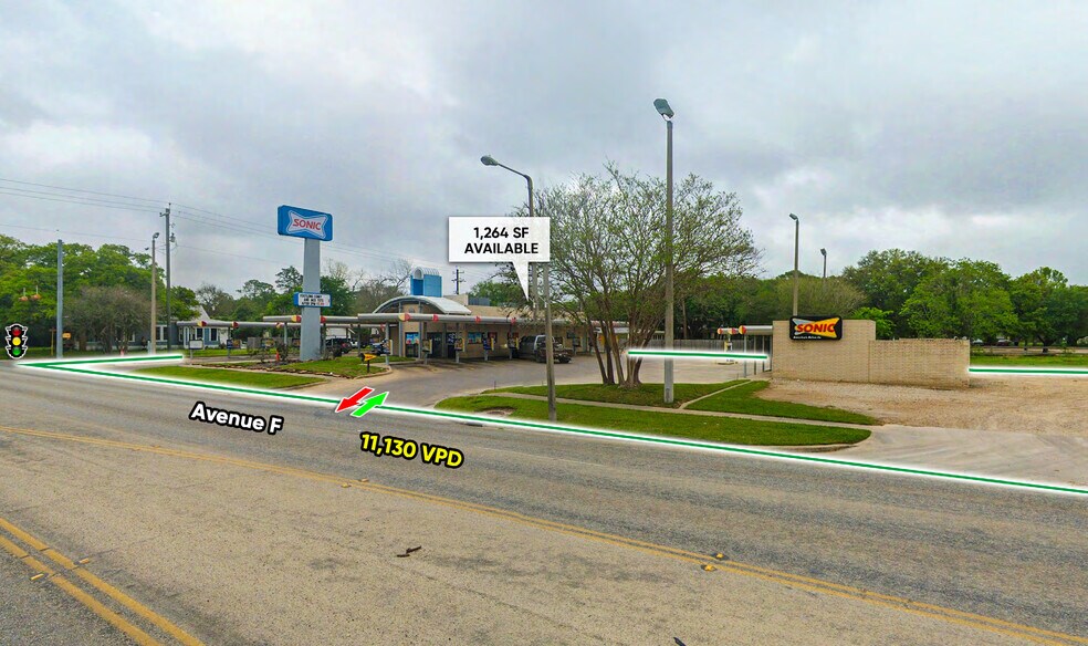 Primary Photo Of 2601 Avenue F, Bay City Fast Food For Lease