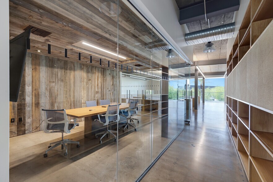 More Photos Of 1437 N 1st St, Phoenix Office For Sale