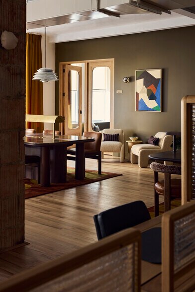 More Photos Of 387 Park Ave S, New York Coworking Space