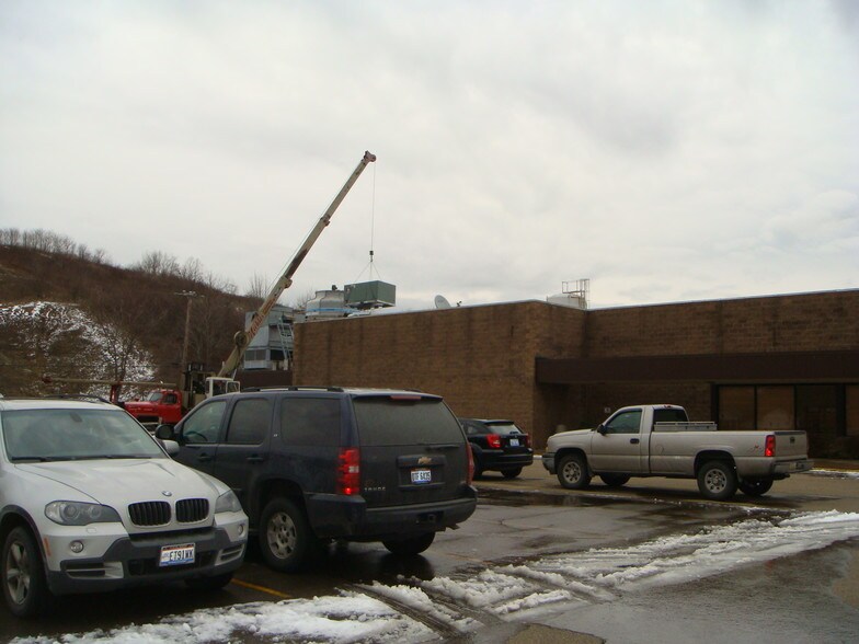 More Photos Of 1597 S Washington St, Millersburg Department Store For Lease