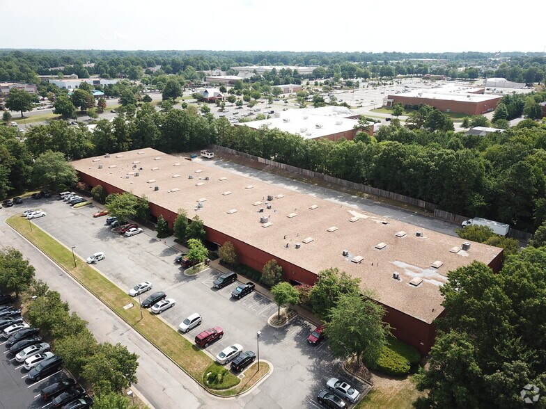 More Photos Of 9878-9898 Mayland Dr, Richmond Warehouse For Lease