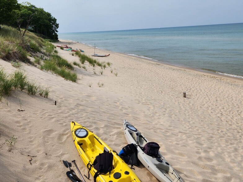 More Photos Of 10244 Lost Valley, Montague Hotel For Sale