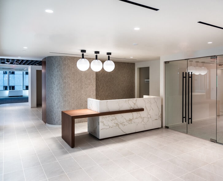 More Photos Of 1500 Wilson Blvd, Arlington Office For Lease