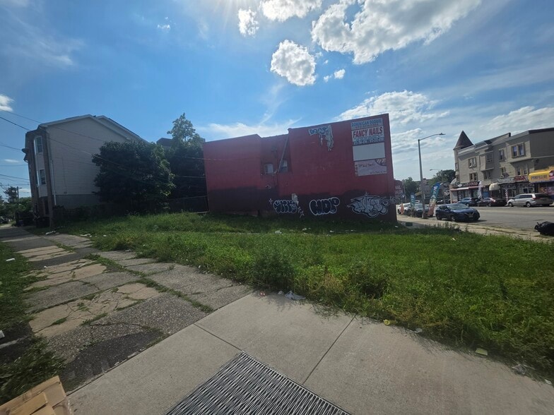 More Photos Of 721 Springfield Ave, Newark Storefront Retail Residential For Sale