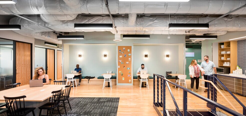 More Photos Of 555 Anton Blvd, Costa Mesa Coworking Space