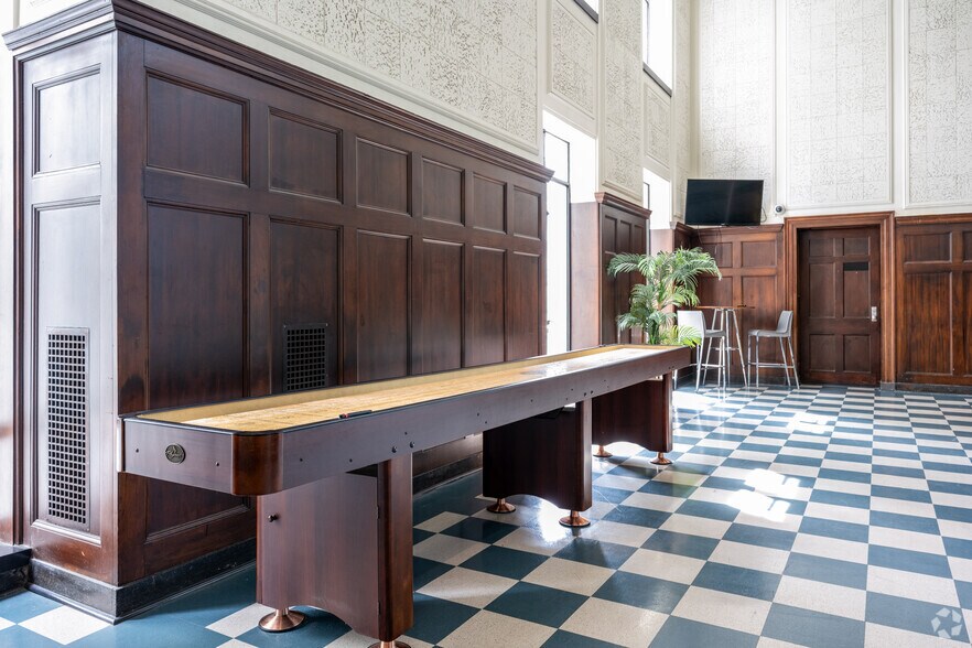 More Photos Of 50 W 4th St, Winston-Salem Apartments For Lease