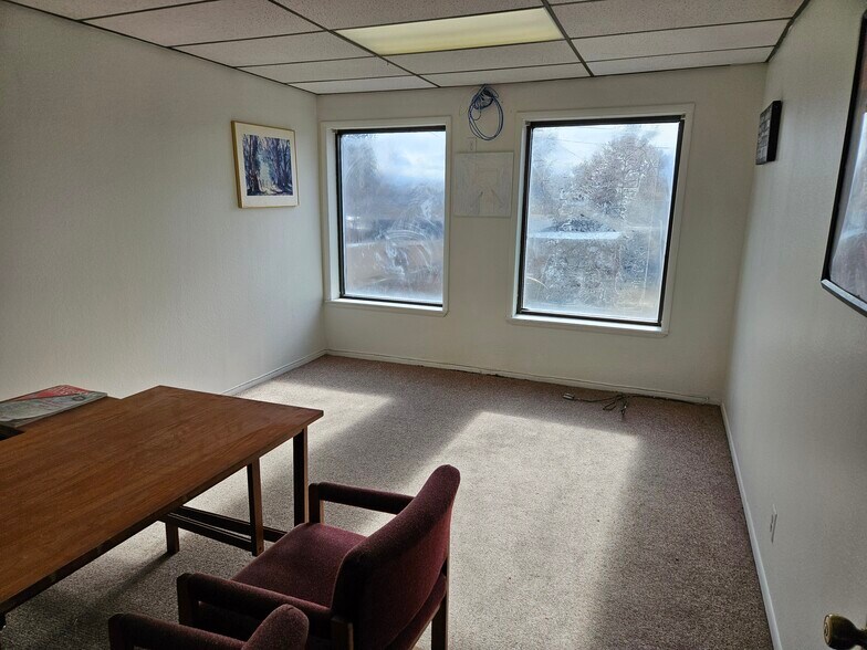 More Photos Of 550 E Plumb Ln, Reno Loft Creative Space For Lease