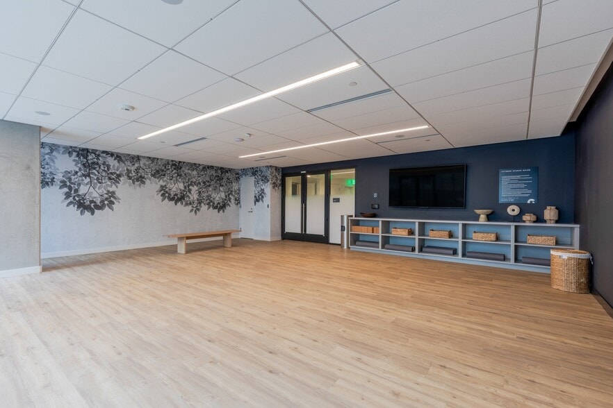 More Photos Of 6400 America Blvd, Hyattsville Apartments For Lease