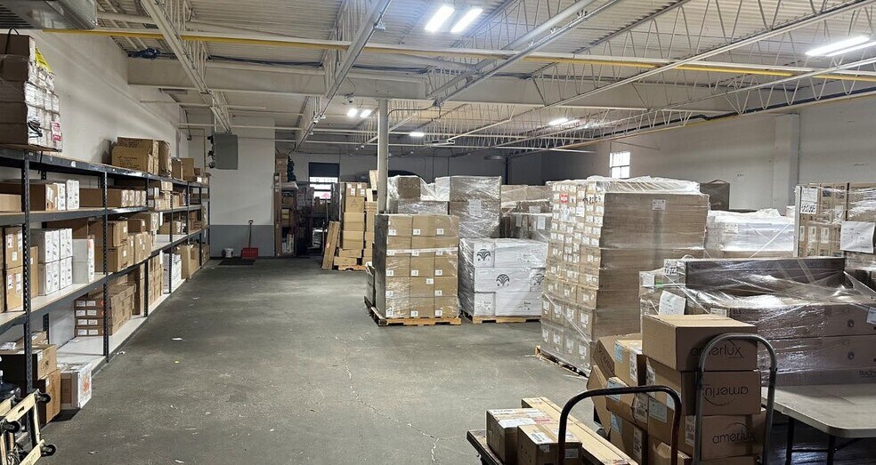 More Photos Of 144 Rome St, Farmingdale Warehouse For Sale