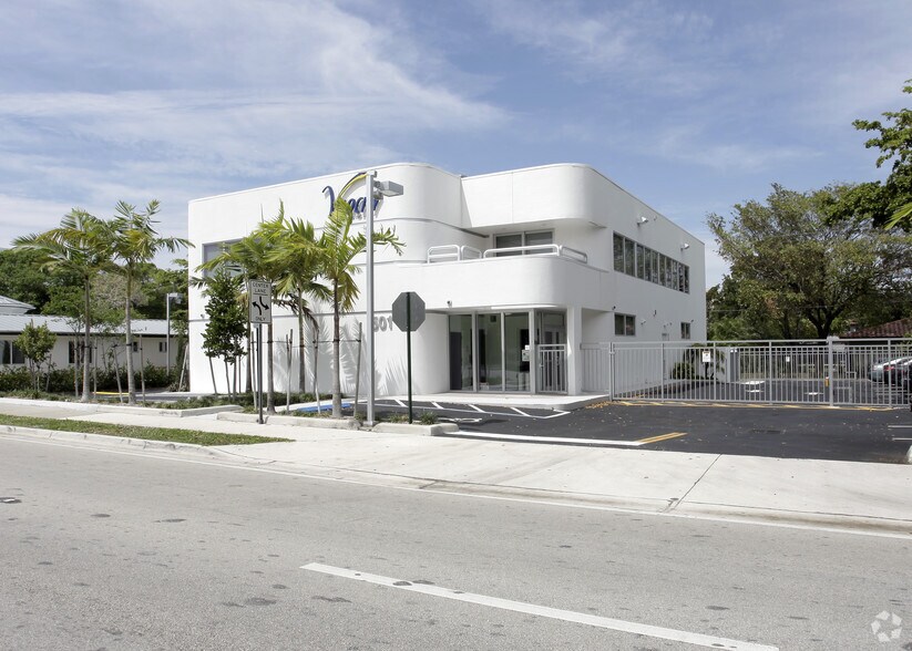 More Photos Of 501 SE 12th St, Fort Lauderdale Office For Sale