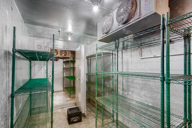 More Photos Of 5403 S La Grange Rd, Countryside Restaurant For Sale