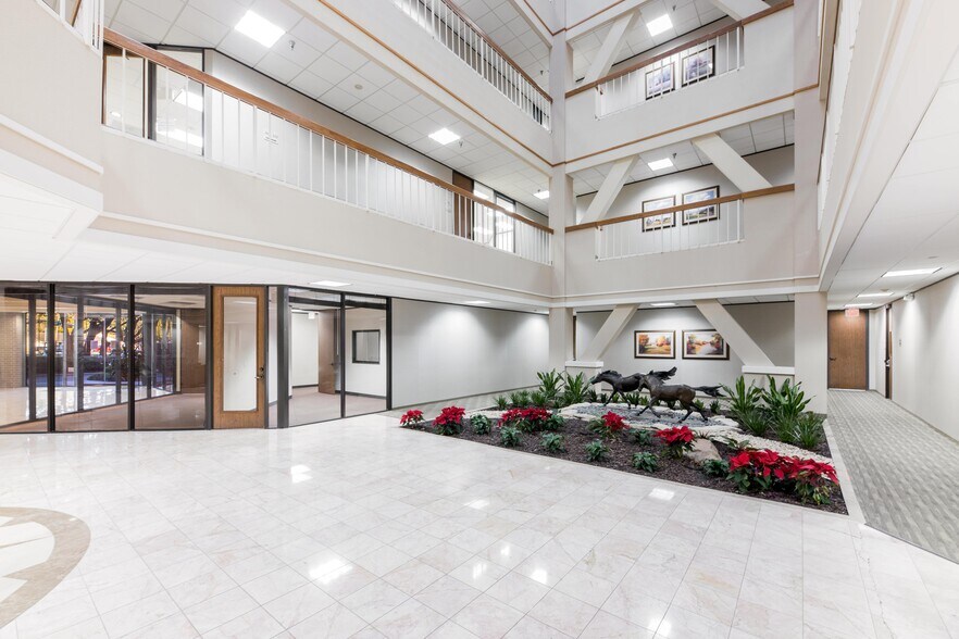 More Photos Of 3100 S Gessner Rd, Houston Office For Lease